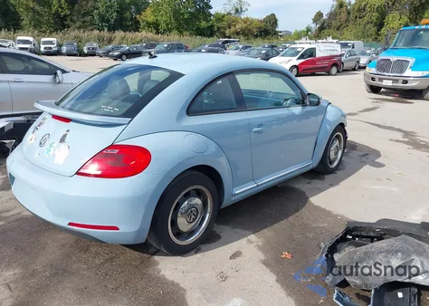 2012 Volkswagen Beetle 2.5L z USA, uszkodzony, nr VIN 3VWJP7AT2CM601071